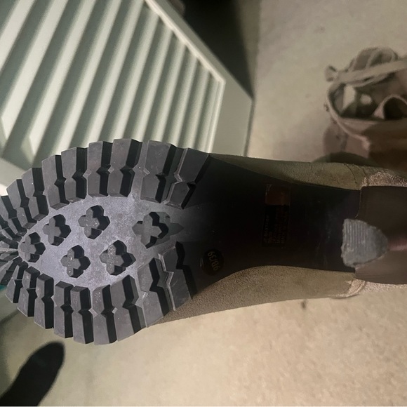 Booties - Picture 5 of 9